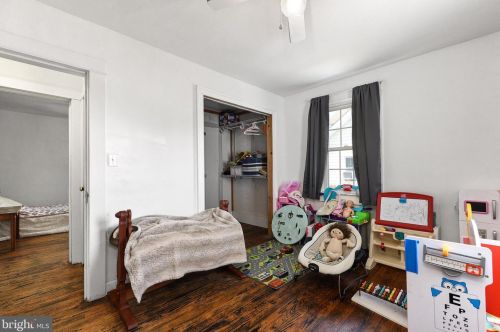 709 Walnut St, Slaughter Beach DE  19963-1233 exterior