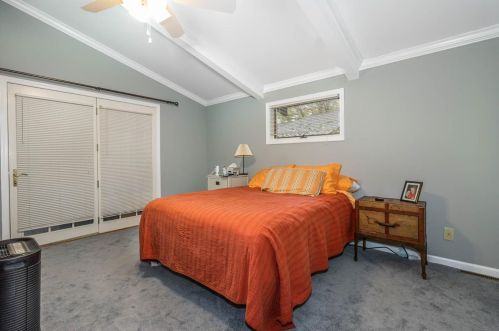 2114 Hidden Vly Dr, Crown Point IN 46307-9386 exterior