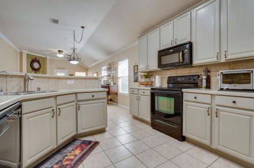 4705 Heron Pond Ln, Denton TX  76208-6809 exterior