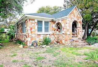 943 52nd St, Austin TX  78751-2243 exterior