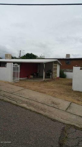 766 Sonoita Ave, Nogales, AZ 85621-2236