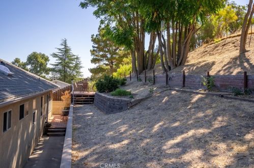 28 Fresno St, Lake Nacimiento CA  93446-2014 exterior