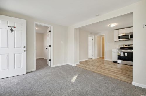 311 La Salle Ave, Mishawaka IN  46545-6224 exterior