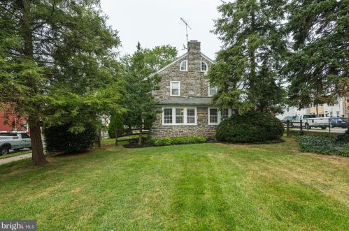 711 Marshall St, Norristown PA 19401-4113 exterior