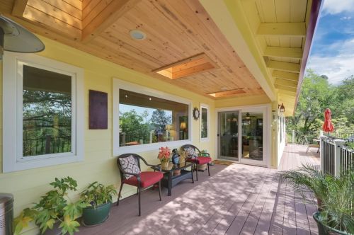 18883 Hummingbird Dr, Lake Wildwood CA  95946-9694 exterior