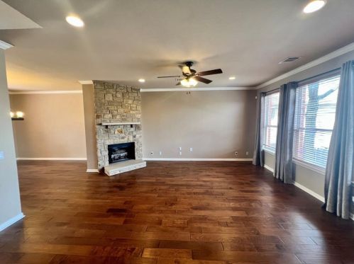 11548 Emerald Falls Dr, Austin TX  78738-5325 exterior