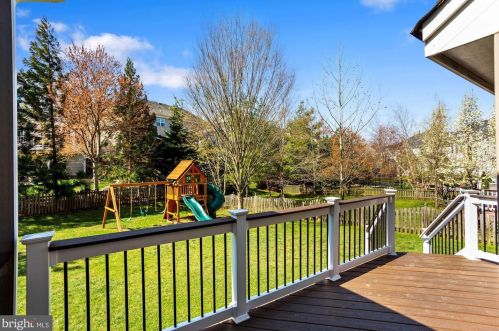 43617 Habitat Cir, Leesburg, VA 20176-8255