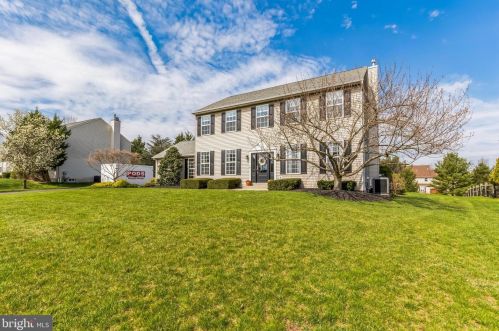 137 Joan Dr, Collegeville, PA 19426-1959