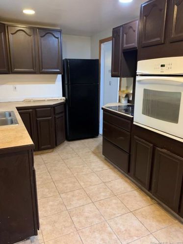 135 Voight Ave, Bridgeport CT  06606-1539 exterior