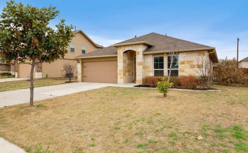 1004 Mitchell Dr, Monadale, TX 78634-4320