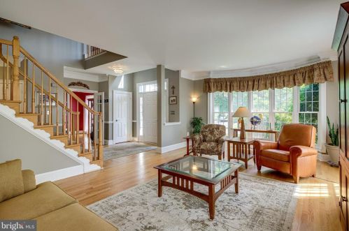 12664 Crabtree Falls Dr, Bristow VA  20136-2161 exterior