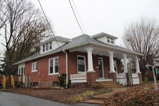 1234 Main St, Akron, PA 17501-1635