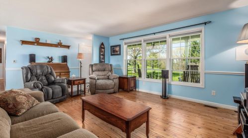 2306 Wesley Chapel Rd, Zanesville OH  43701-9334 exterior