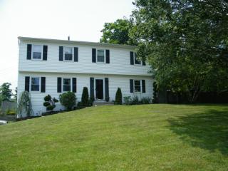 75 Oxford Ln, Harriman, NY 10926-3008
