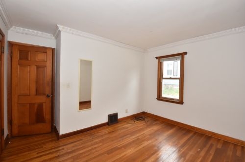 8330 Portland Ave, Milwaukee WI 53213-3018 exterior