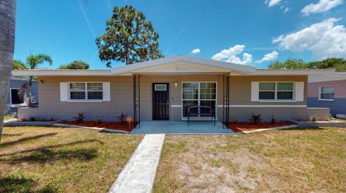 3212 49th Ave, Saint Petersburg, FL 33714-3020