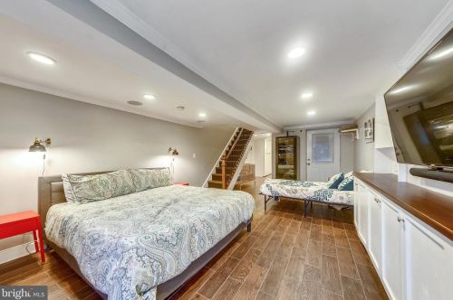 1826 18th St, Washington DC 20009-1707 exterior