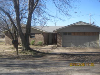 122 1st St, Morris, OK 74445-4600