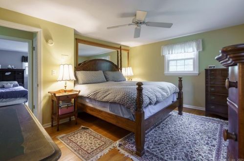 61 Carriage Dr, Waterbury CT  06708-3309 exterior