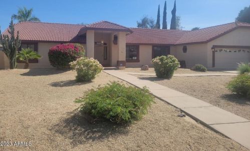 5433 West Wind Dr, Glendale, AZ 85310-2937