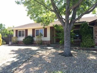 1522 Rollingwood Pl, West Pittsburg, CA 94565-5622