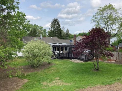 70 Great Plain Rd, Norwich CT  06360-6531 exterior