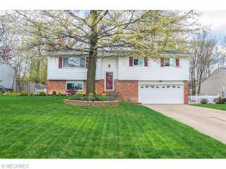 4097 Hilltop Dr, Brunswick, OH 44212-1566