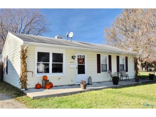 206 Percy St, Walbridge, OH 43465-1450