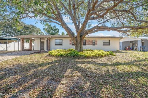 525 Mendel Ln, Titusville, FL 32796-2659