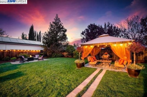 2840 Superior Dr, Livermore, CA 94550-6618