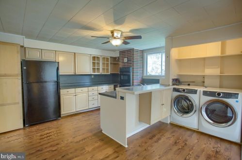 32 Big Spring Ave, North Newton PA  17241-1402 exterior