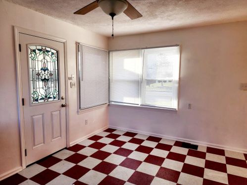 2322 Mechanicsburg Rd, Springfield OH 45503-2526 exterior