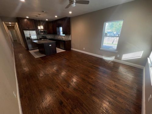 1200 Lowe St, Fort Worth, TX 76110-3949