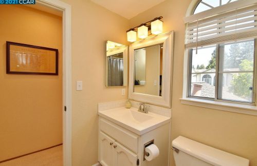 984 Springview Cir, San Ramon CA  94583-4721 exterior