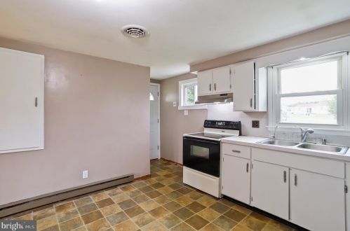 10601 Scenic View Dr, Upton PA  17225-9359 exterior