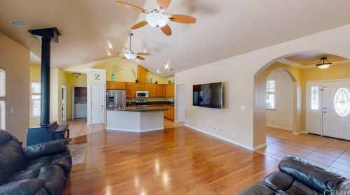 8300 Willie Way, Los Molinos, CA 96055-9402