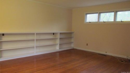 145 Vassar Rd, Poughkeepsie NY  12603-5449 exterior