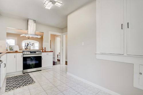 177 Elm Ave, San Bruno CA  94066-5402 exterior