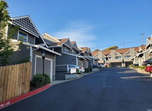 1320 7th St, Benicia CA  94510-3587 exterior