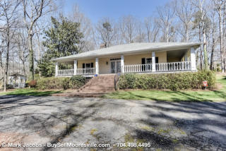 361 Gleneagles Rd, Statesville, NC 28625-4696