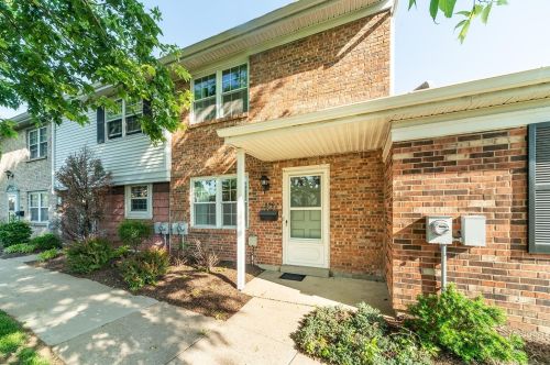 3503 Amberway Ct, Cincinnati, OH 45251-2341
