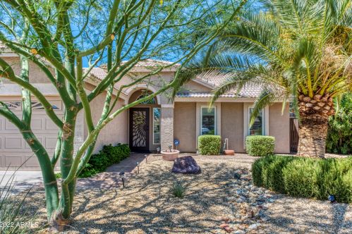 24813 55th Dr, Glendale, AZ 85310-2921