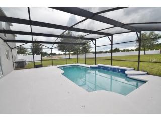 545 Yearling Cove Loop, Apopka FL  32703-1662 exterior