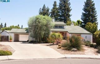 2424 Vassar Dr, Visalia, CA 93292-1306
