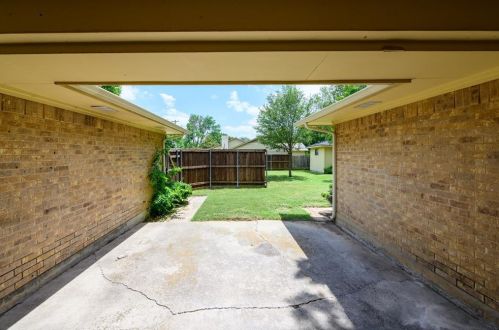 601 Headlee St, Denton TX  76201-0852 exterior