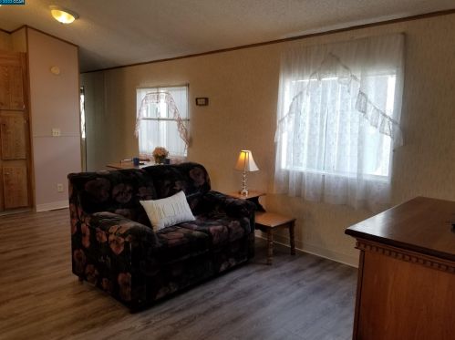 46 Cayuga St, Oakley CA  94561-1661 exterior
