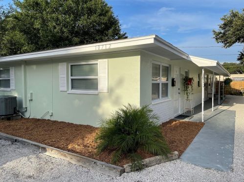 10712 53rd Ave, Saint Petersburg, FL 33708-2928