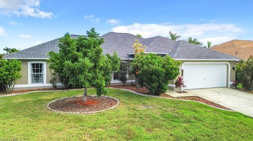 507 11th Ct, Cape Coral, FL 33990-0026