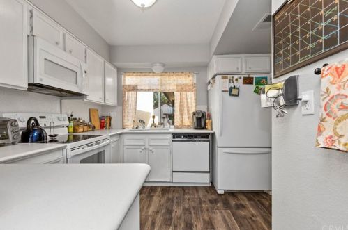 1362 Tanager Ln, El Cajon CA  92020-1465 exterior