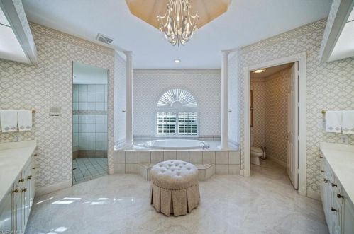 27190 Oak Knoll Dr, Bonita Springs FL  34134-8715 exterior